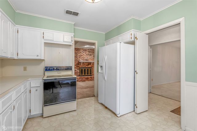 7325 Camelback Drive, Shreveport, LA 71105