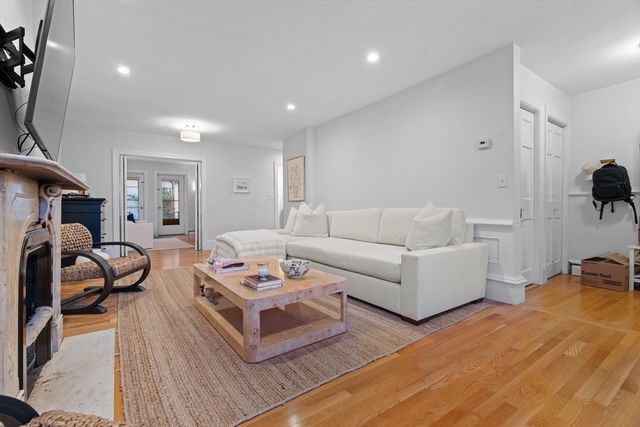 161 Warren Avenue A, Boston, MA 02118