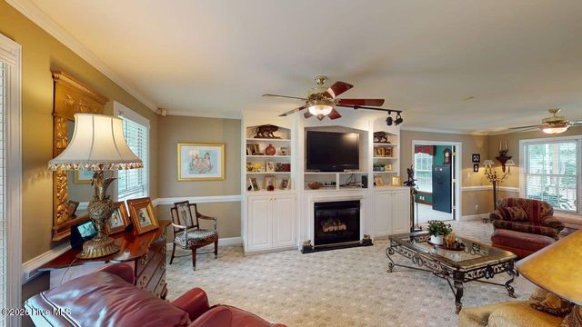 2601 Saint John Circle, Kinston, NC 28504