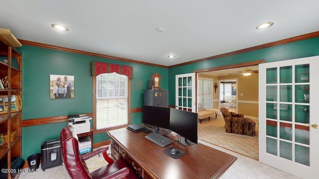 2601 Saint John Circle, Kinston, NC 28504