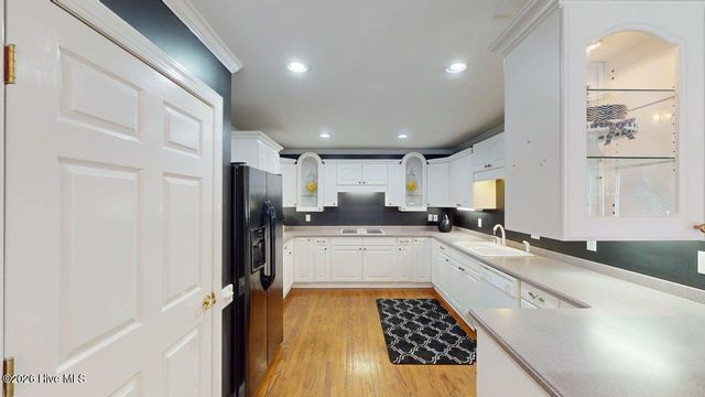 2601 Saint John Circle, Kinston, NC 28504