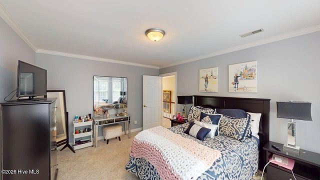 2601 Saint John Circle, Kinston, NC 28504