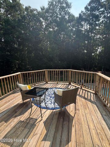 2601 Saint John Circle, Kinston, NC 28504