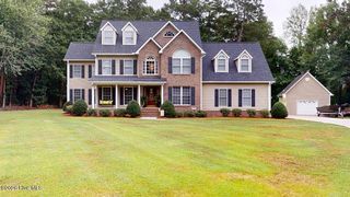 2601 Saint John Circle, Kinston, NC 28504