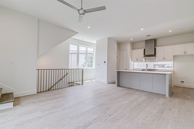 6028 Lewis Street 204, Dallas, TX 75206