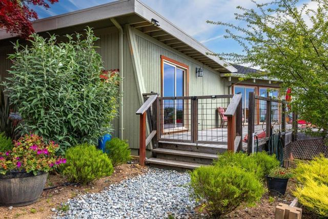 30 Pacific View Terrace, Watsonville, CA 95076