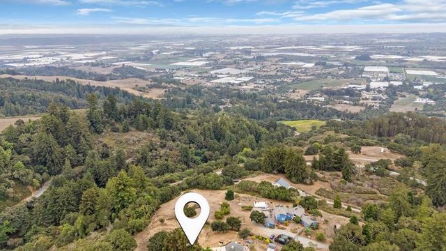 30 Pacific View Terrace, Watsonville, CA 95076