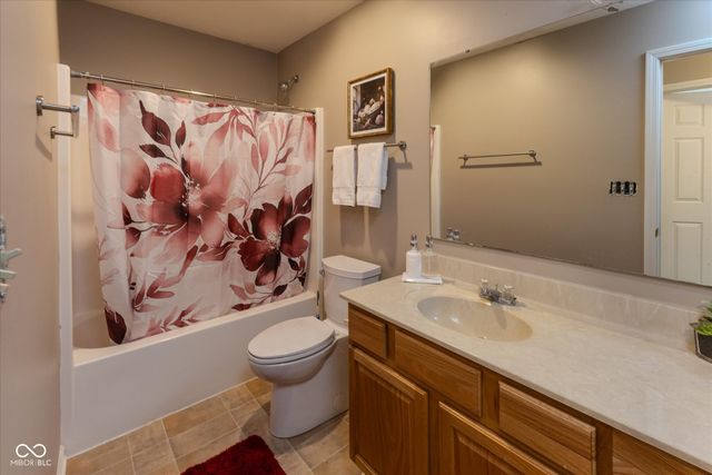 13723 Gladden Lane, Fishers, IN 46038