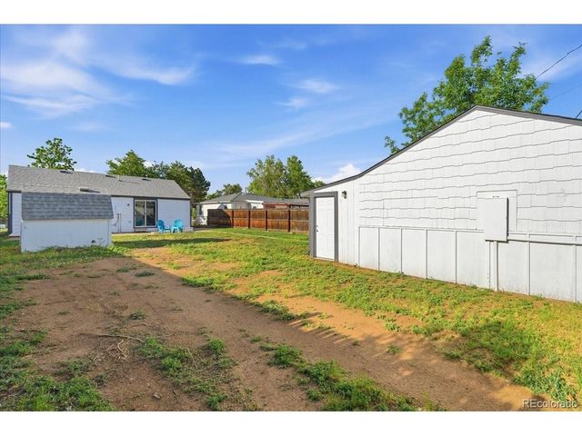 7194 Garden Ln, Commerce City, CO 80022