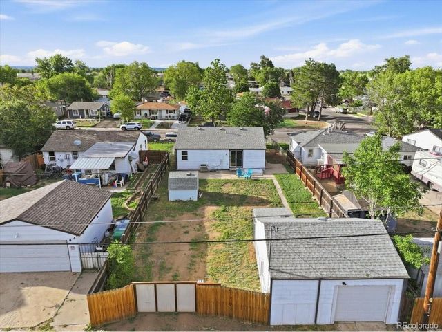 7194 Garden Ln, Commerce City, CO 80022