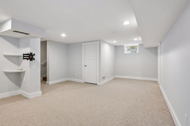 3043 31st Avenue S, Minneapolis, MN 55406