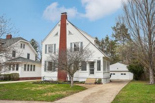 116 E Dunedin Road, Columbus, OH 43214