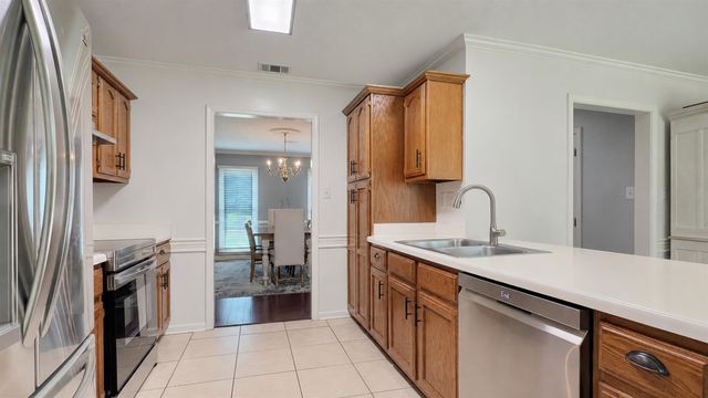 8818 KENBROOK CV, Memphis, TN 38018