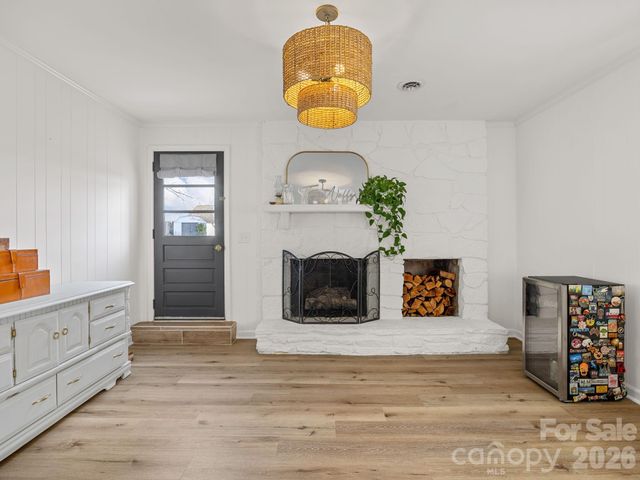 508 American Legion Road, Greer, SC 29651