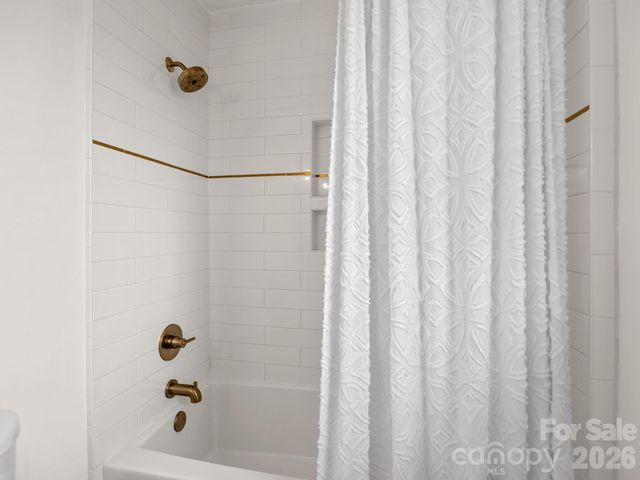 508 American Legion Road, Greer, SC 29651