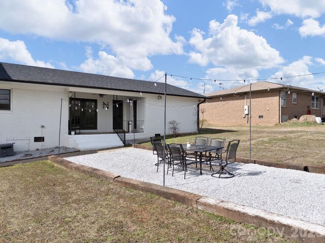 508 American Legion Road, Greer, SC 29651