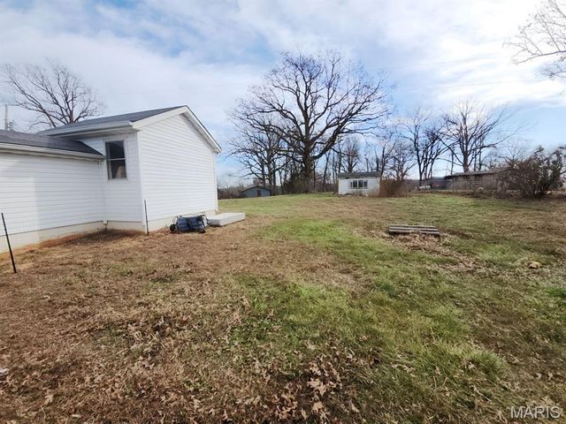 25492 Pennington Drive, Lebanon, MO 65536