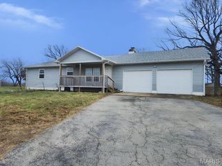 25492 Pennington Drive, Lebanon, MO 65536