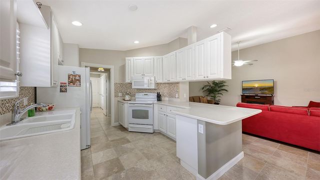 5926 BENEVENTO DRIVE, Sarasota, FL 34238