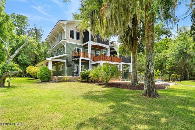 14 Comfort Point, St. Helena Island, SC 29920