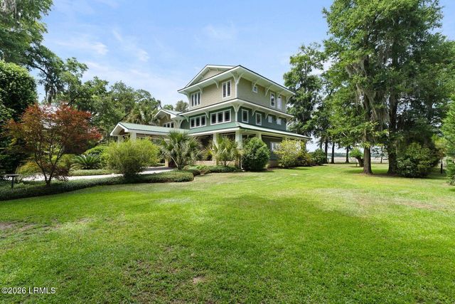 14 Comfort Point, St. Helena Island, SC 29920