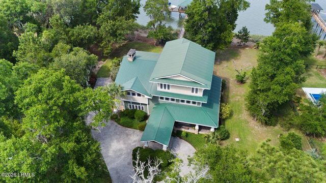 14 Comfort Point, St. Helena Island, SC 29920