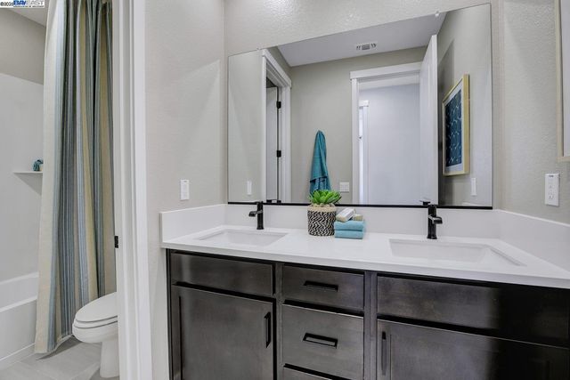 367 W CALABRIA DRIVE, Mountain House, CA 95391