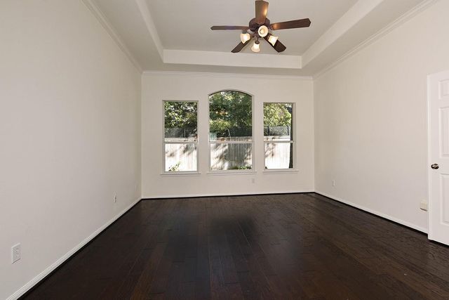 54 Galway, The Woodlands, TX 77382