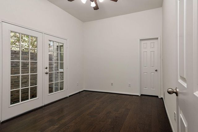 54 Galway, The Woodlands, TX 77382