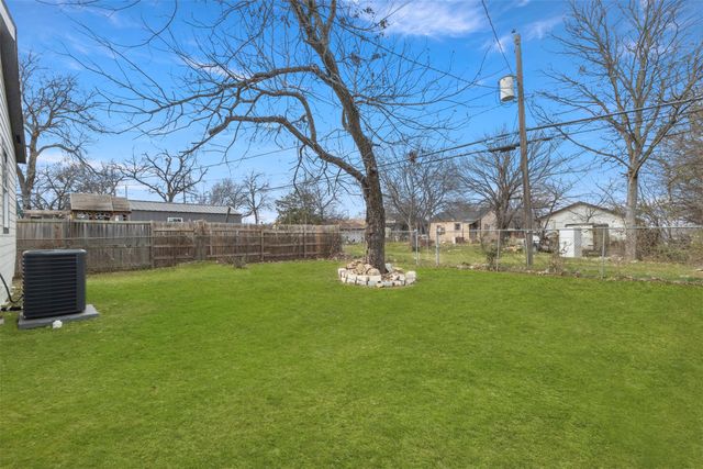 5124 Kilpatrick Avenue, Fort Worth, TX 76107