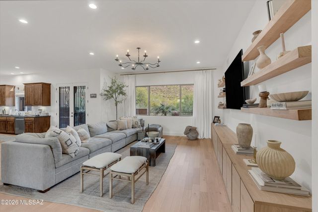 1961 S Diamond D Drive, Tucson, AZ 85713