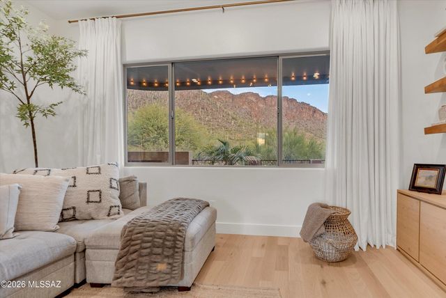 1961 S Diamond D Drive, Tucson, AZ 85713