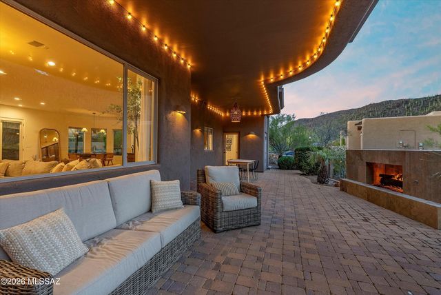 1961 S Diamond D Drive, Tucson, AZ 85713