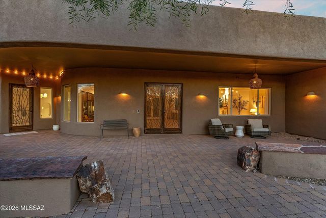 1961 S Diamond D Drive, Tucson, AZ 85713