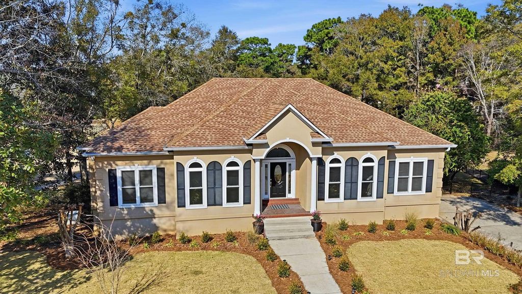 304 South Drive, Fairhope, AL 36532