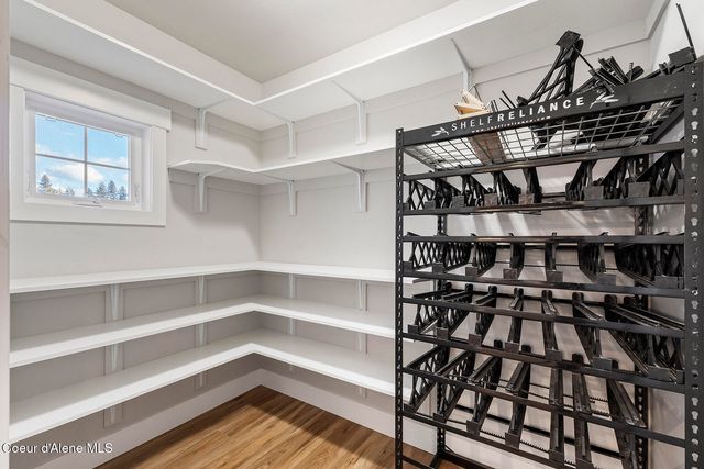 12378 N MEADOW WOOD LN, Hayden, ID 83835