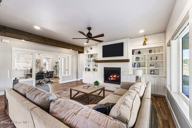 12378 N MEADOW WOOD LN, Hayden, ID 83835