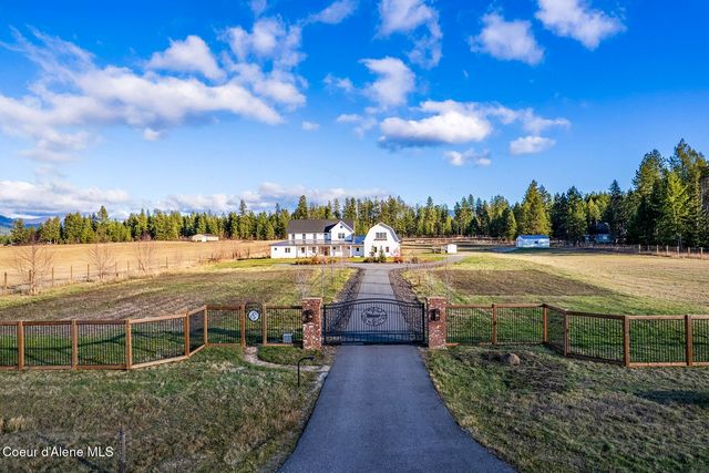 12378 N MEADOW WOOD LN, Hayden, ID 83835
