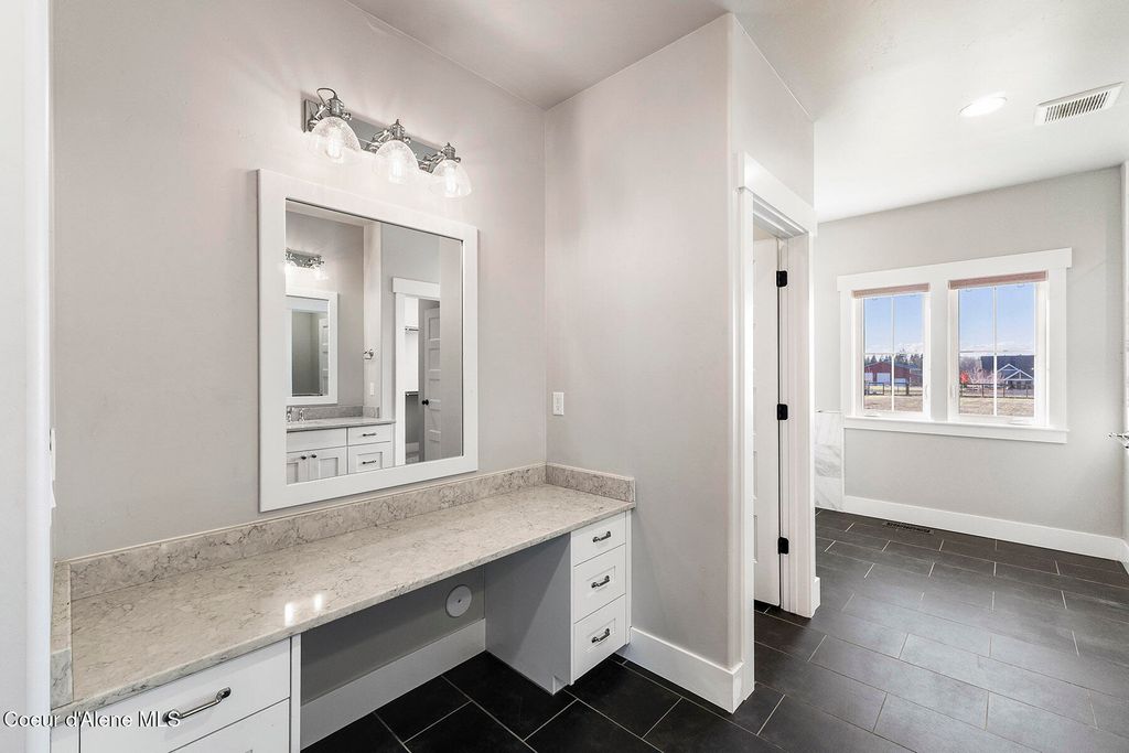 12378 N MEADOW WOOD LN, Hayden, ID 83835 photo 24