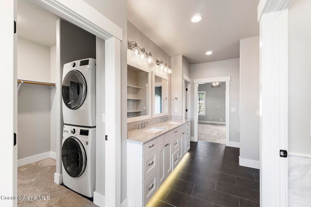 12378 N MEADOW WOOD LN, Hayden, ID 83835 photo 25