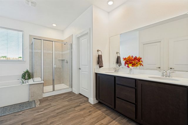 2809 Grizzly Road, Aubrey, TX 76227