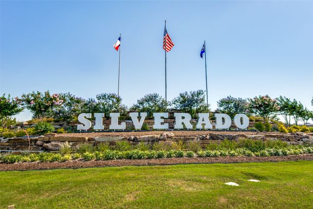 2809 Grizzly Road, Aubrey, TX 76227