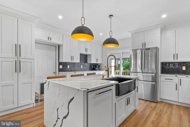 42 S DOVER AVE, Atlantic City, NJ 08401