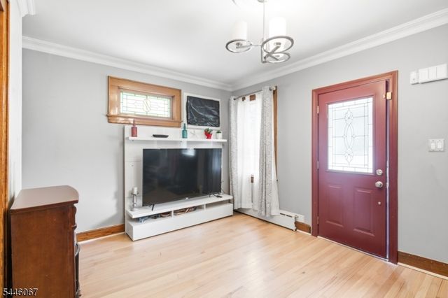619 E 2Nd Ave, Roselle Boro, NJ 07203