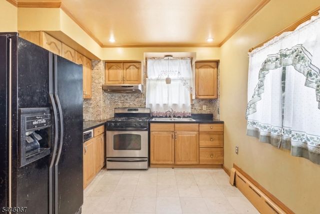 619 E 2Nd Ave, Roselle Boro, NJ 07203