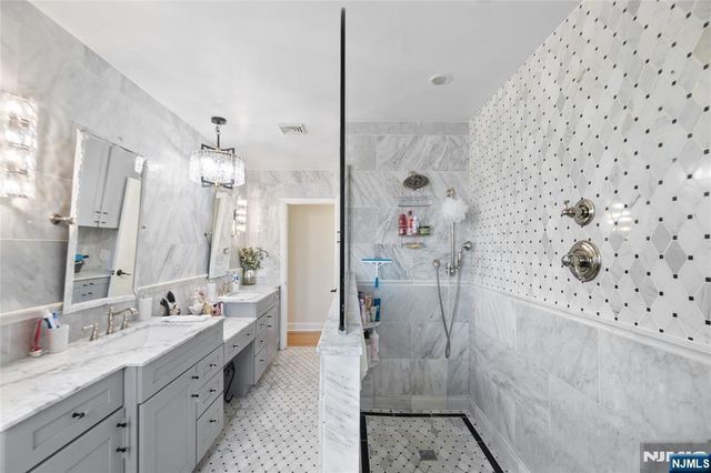 120 S Prospect Avenue, Hackensack, NJ 07601