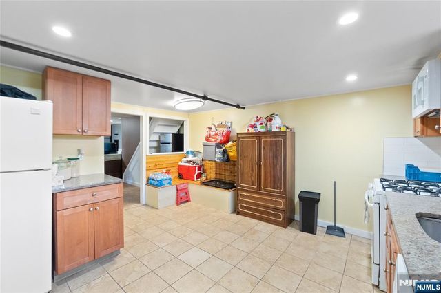120 S Prospect Avenue, Hackensack, NJ 07601