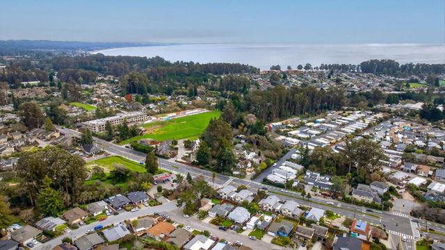 5484 Entrance Drive, Soquel, CA 95073