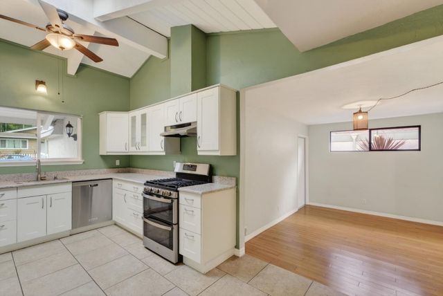 5484 Entrance Drive, Soquel, CA 95073