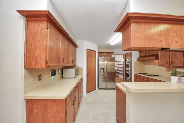 4019 Cedar Forest Drive, Kingwood, TX 77339